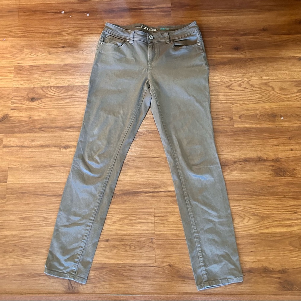 INC International Concepts Khaki Army Green Olive Skinny Leg Soft Jeans Regular